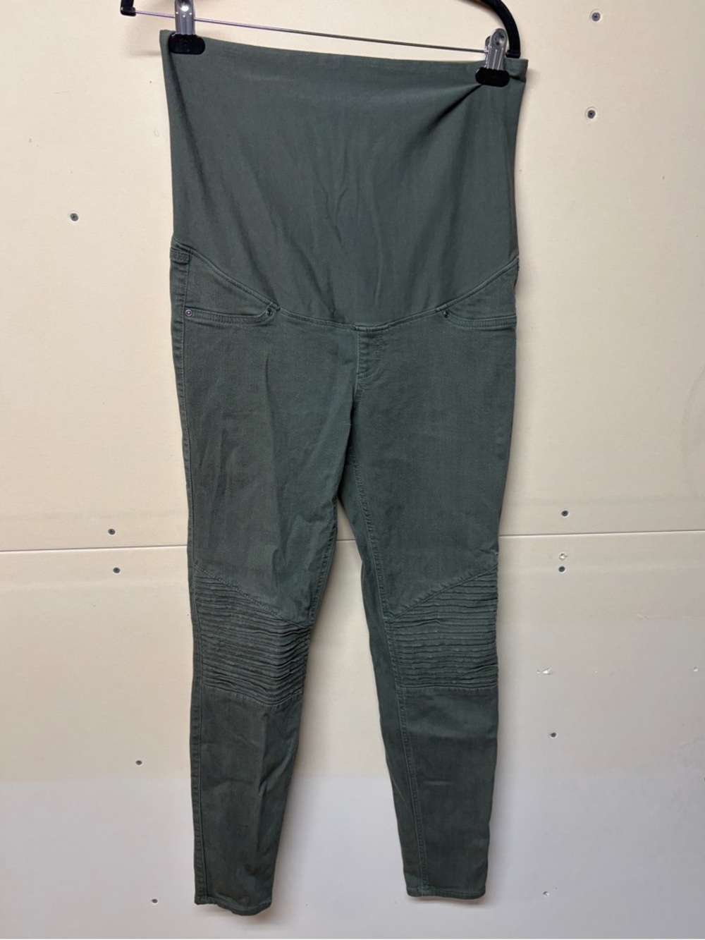 2/$30⚡️- MATERNITY | Women’s H&M maternity pants size medium